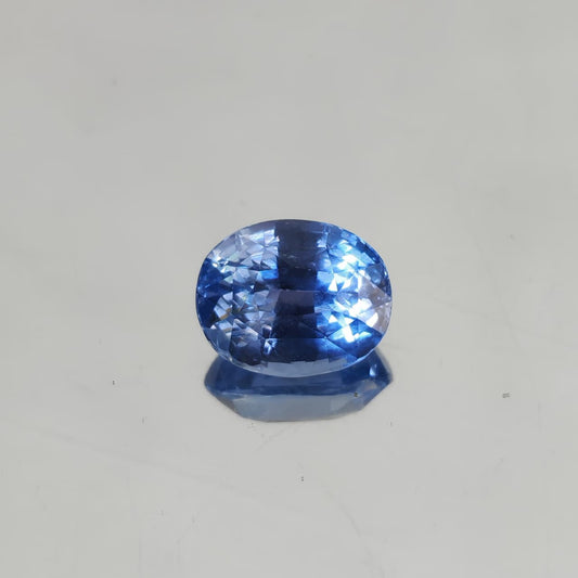 Ceylon Blue Sapphire. 3.60 Carats. Unheated.