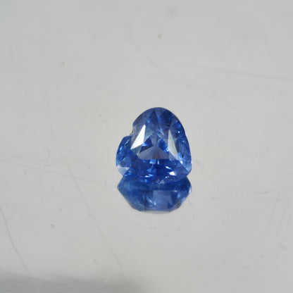 Blue Sapphire. Heart Shape. 1.10ct.