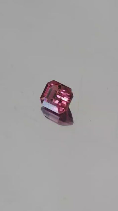 Garnet 0.60ct $15