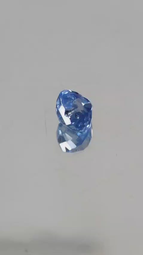 Blue Sapphire. Heart Shape. 1.10ct.
